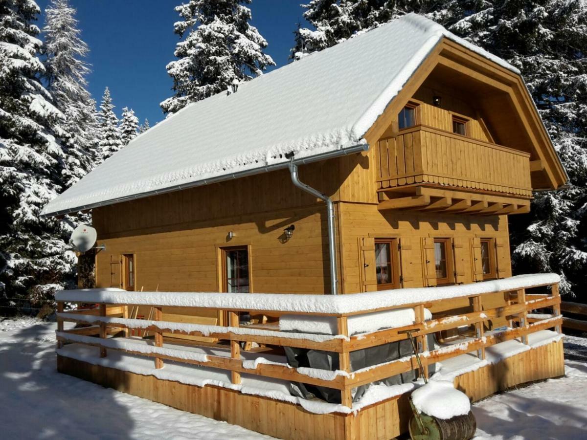 Almhaus & Almchalet Flattnitz Exterior foto